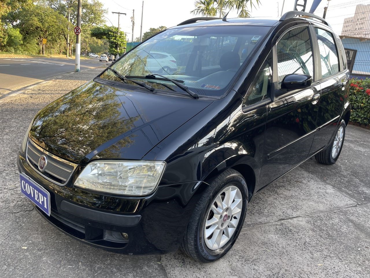 //www.autoline.com.br/carro/fiat/idea-14-elx-8v-flex-4p-manual/2010/piracicaba-sp/23942550