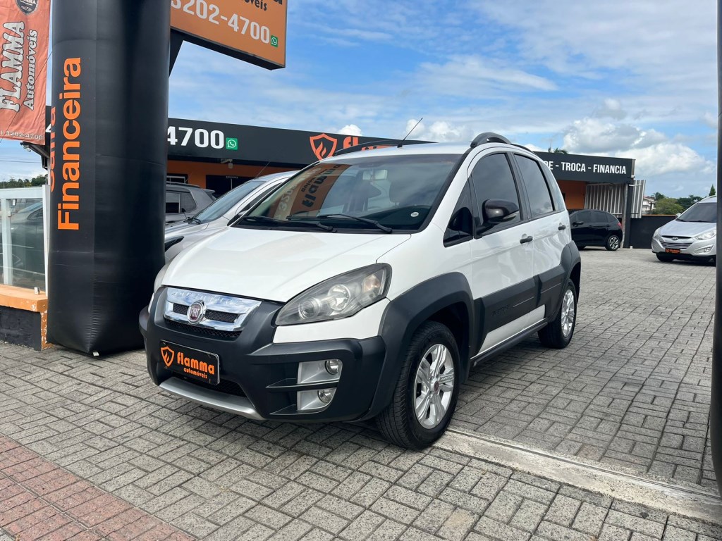 //www.autoline.com.br/carro/fiat/idea-18-adventure-16v-flex-4p-manual/2013/joinville-sc/24254641