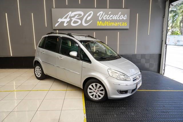 //www.autoline.com.br/carro/fiat/idea-16-essence-16v-flex-4p-dualogic/2014/sao-bernardo-do-campo-sp/24919324