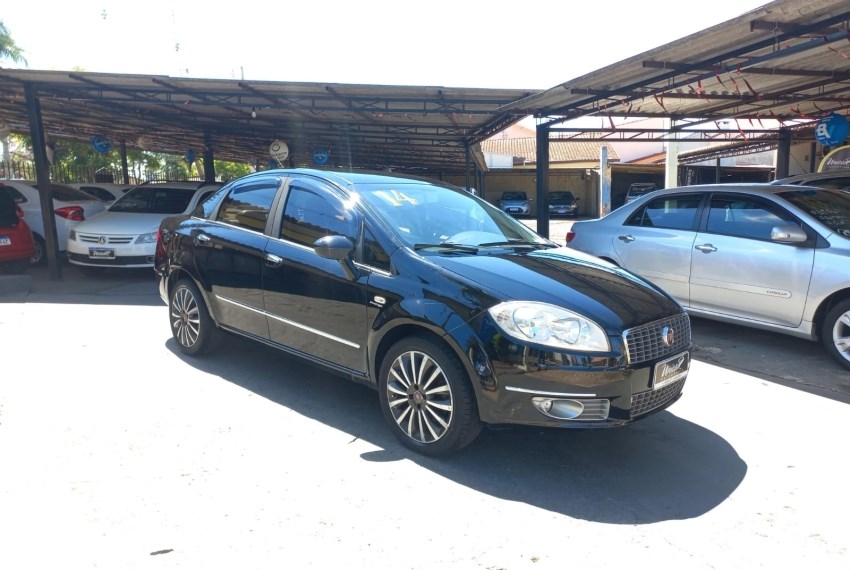 //www.autoline.com.br/carro/fiat/linea-18-absolute-16v-flex-4p-dualogic/2014/telemaco-borba-pr/23860409