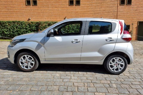 //www.autoline.com.br/carro/fiat/mobi-10-drive-6v-flex-4p-manual/2019/santo-andre-sp/24030632