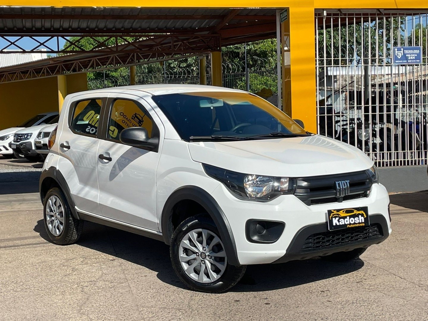 //www.autoline.com.br/carro/fiat/mobi-10-like-8v-flex-4p-manual/2023/cuiaba-mt/24213418