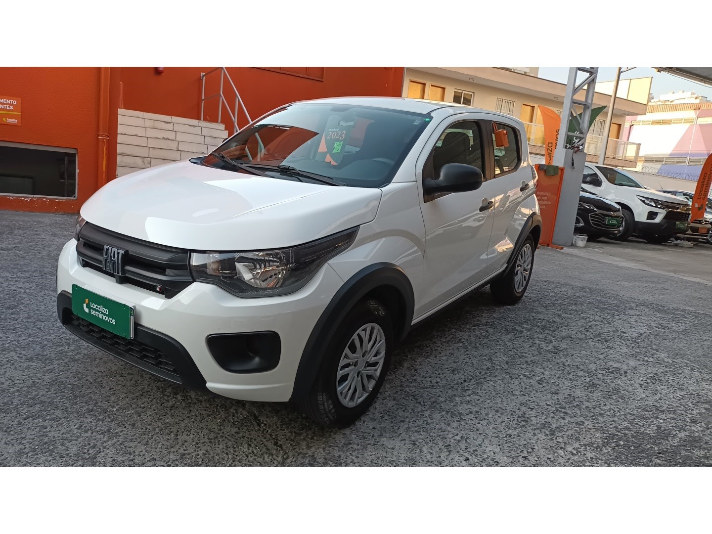 //www.autoline.com.br/carro/fiat/mobi-10-like-8v-flex-4p-manual/2023/sao-paulo-sp/24363358