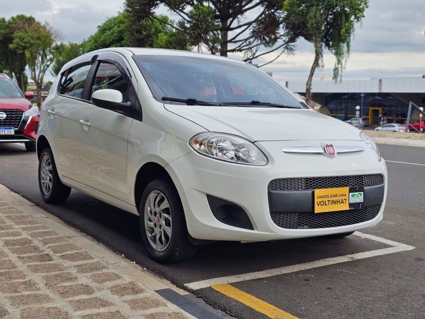 //www.autoline.com.br/carro/fiat/palio-10-evo-attractive-8v-flex-4p-manual/2015/ponta-grossa-pr/23683598