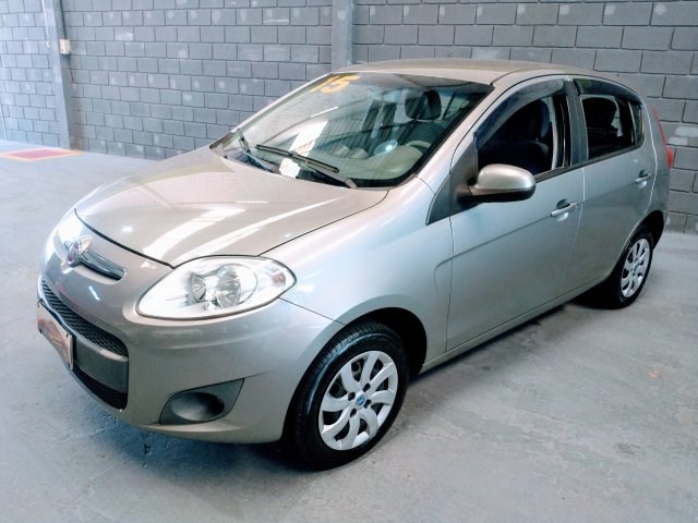 //www.autoline.com.br/carro/fiat/palio-10-evo-attractive-8v-flex-4p-manual/2015/boituva-sp/23804709