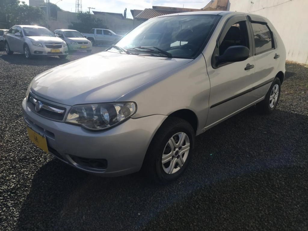 //www.autoline.com.br/carro/fiat/palio-10-fire-economy-8v-flex-4p-manual/2012/uberaba-mg/23877778