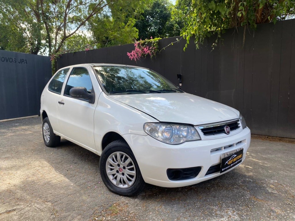 //www.autoline.com.br/carro/fiat/palio-10-fire-8v-flex-2p-manual/2015/rio-de-janeiro-rj/24021863