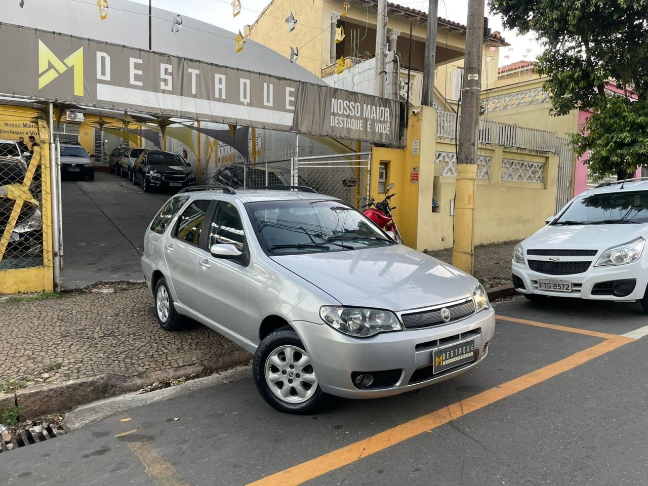 //www.autoline.com.br/carro/fiat/palio-14-elx-8v-flex-4p-manual/2007/valinhos-sp/24246714