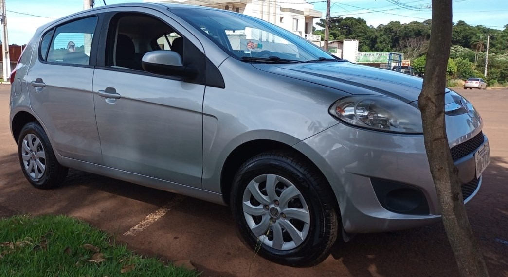 //www.autoline.com.br/carro/fiat/palio-10-evo-attractive-8v-flex-4p-manual/2015/passo-fundo-rs/24261280