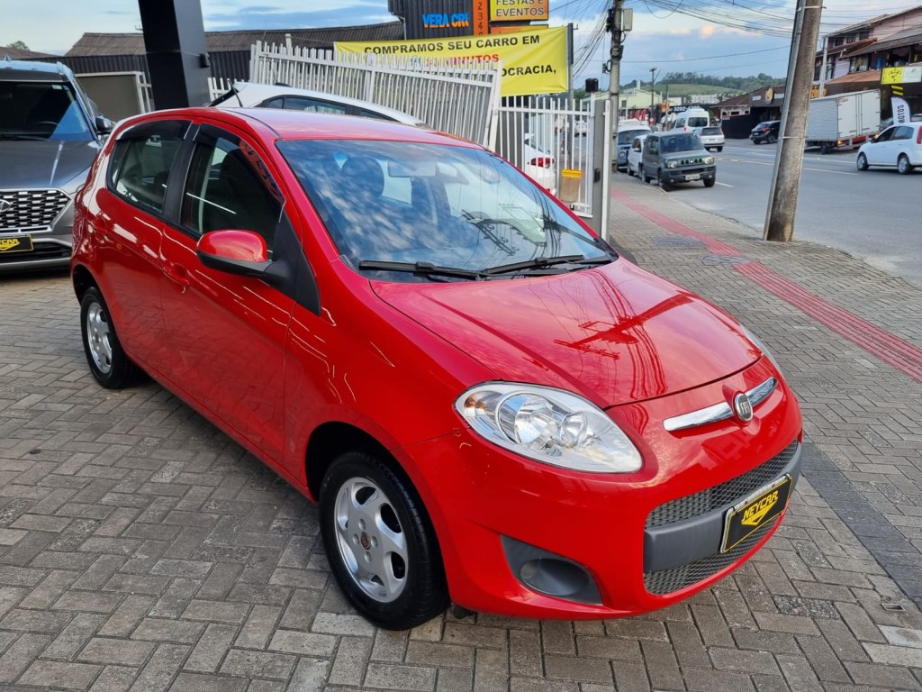 //www.autoline.com.br/carro/fiat/palio-10-evo-attractive-8v-flex-4p-manual/2015/joinville-sc/24330033