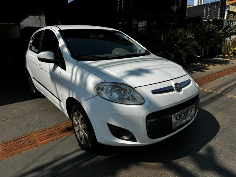 //www.autoline.com.br/carro/fiat/palio-10-evo-attractive-8v-flex-4p-manual/2015/campo-grande-ms/24972654