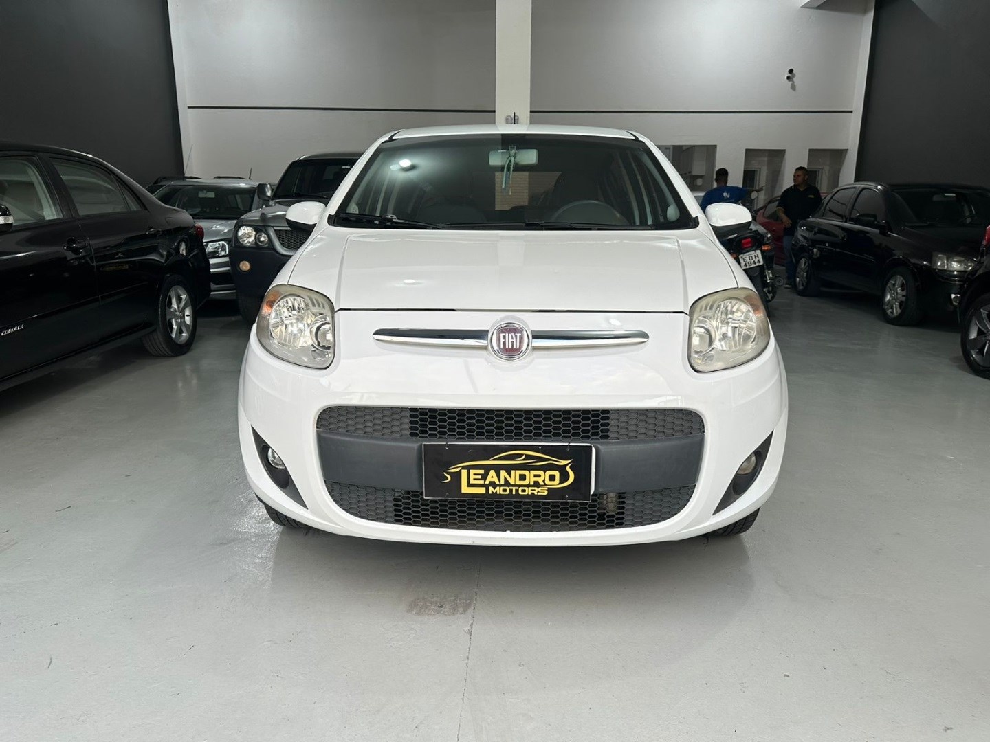 //www.autoline.com.br/carro/fiat/palio-10-attractive-8v-flex-4p-manual/2012/campinas-sp/24993865