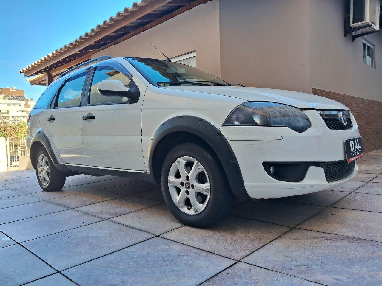 //www.autoline.com.br/carro/fiat/palio-weekend-16-trekking-16v-flex-4p-manual/2015/sao-jose-sc/23940570