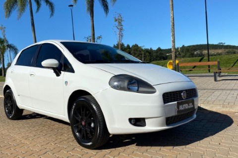 //www.autoline.com.br/carro/fiat/punto-14-attractive-italia-8v-85cv-4p-flex-manual/2012/dois-irmaos-rs/24076928