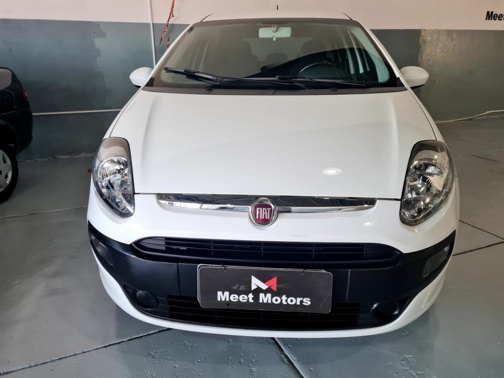 //www.autoline.com.br/carro/fiat/punto-14-attractive-8v-flex-4p-manual/2017/uberaba-mg/24255307