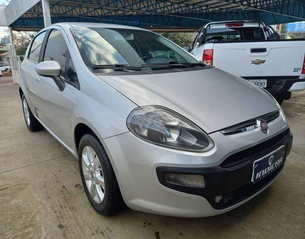 //www.autoline.com.br/carro/fiat/punto-14-attractive-italia-evo-8v-85cv-4p-flex-manu/2014/xanxere-sc/24365366
