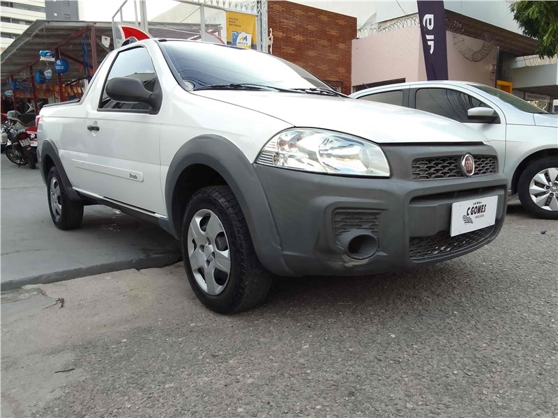 //www.autoline.com.br/carro/fiat/strada-14-ce-hard-working-8v-flex-2p-manual/2018/belem-pa/23896095