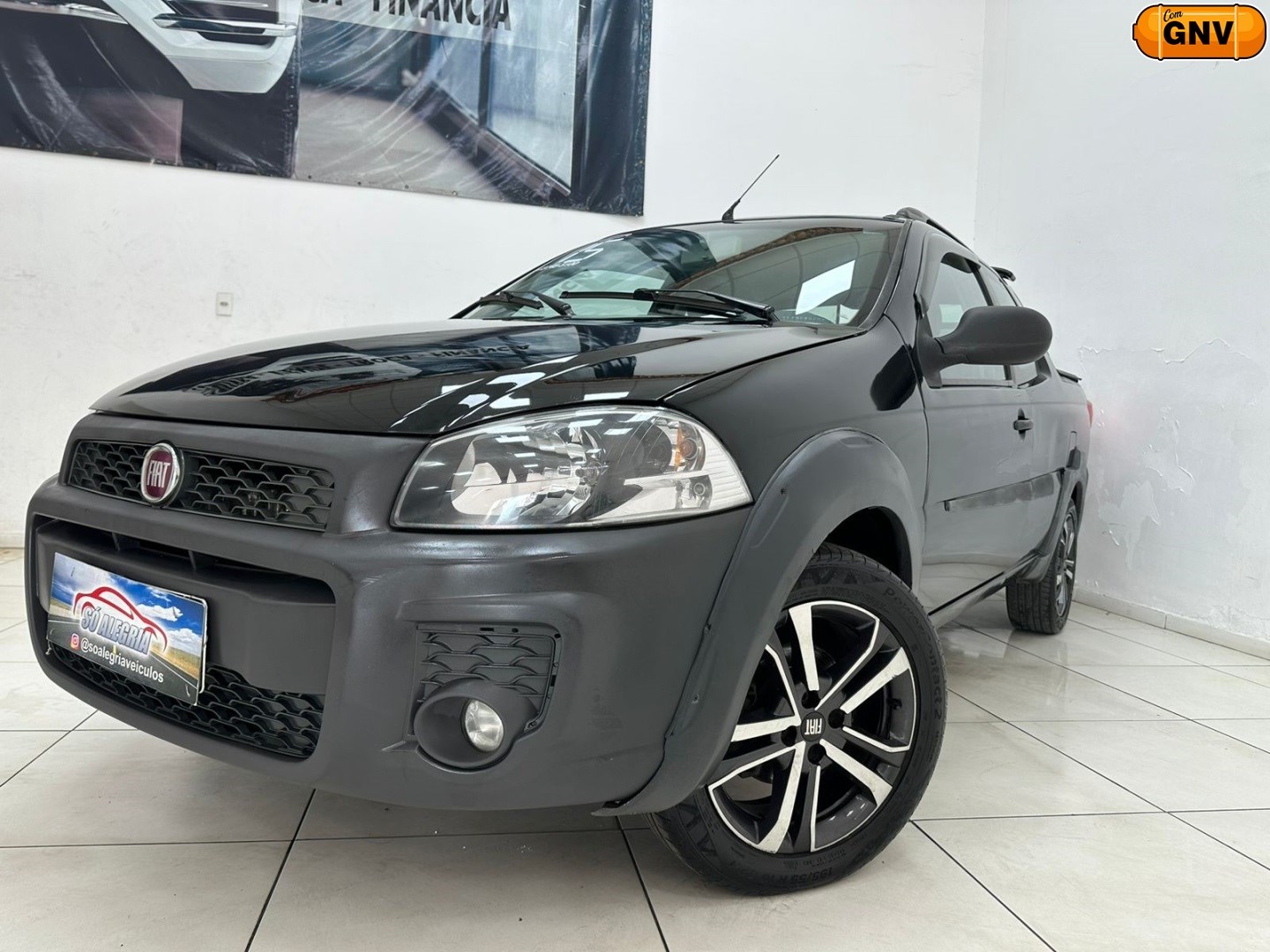 //www.autoline.com.br/carro/fiat/strada-14-fire-ce-working-8v-flex-2p-manual/2015/nova-iguacu-rj/24482233