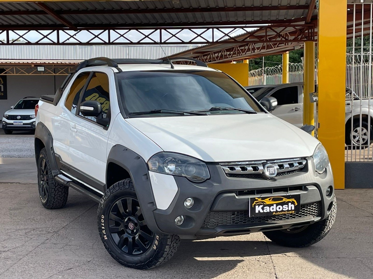 //www.autoline.com.br/carro/fiat/strada-18-cd-adventure-16v-flex-2p-manual/2018/cuiaba-mt/24738123