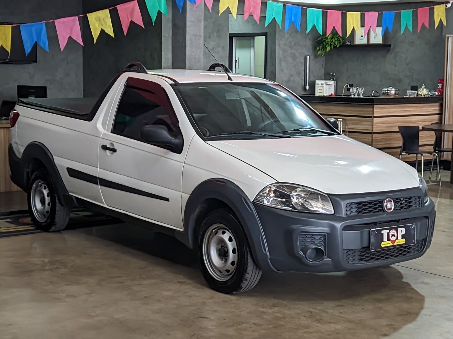 //www.autoline.com.br/carro/fiat/strada-14-ce-hard-working-8v-flex-2p-manual/2018/belo-horizonte-mg/24767271
