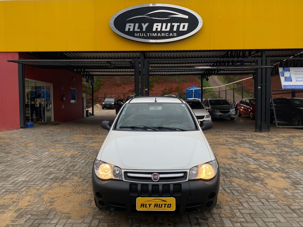 //www.autoline.com.br/carro/fiat/strada-14-fire-8v-flex-2p-manual/2012/chapeco-sc/24918862