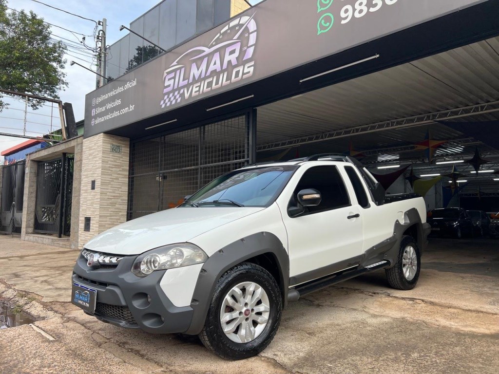 //www.autoline.com.br/carro/fiat/strada-18-adventure-locker-16v-130cv-2p-flex-manual/2013/americana-sp/24990694