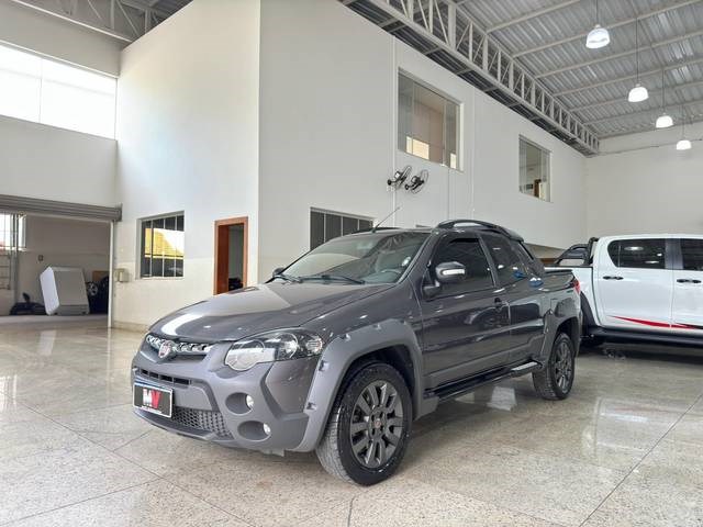 //www.autoline.com.br/carro/fiat/strada-18-cd-adventure-16v-flex-2p-manual/2020/nova-serrana-mg/25010854