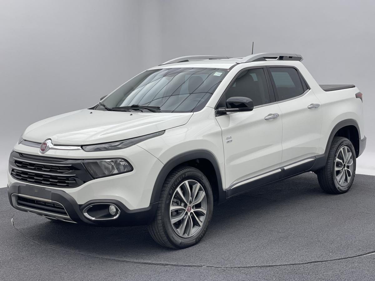 //www.autoline.com.br/carro/fiat/toro-20-volcano-16v-diesel-4p-4x4-turbo-automatico/2020/belo-horizonte-mg/23689941
