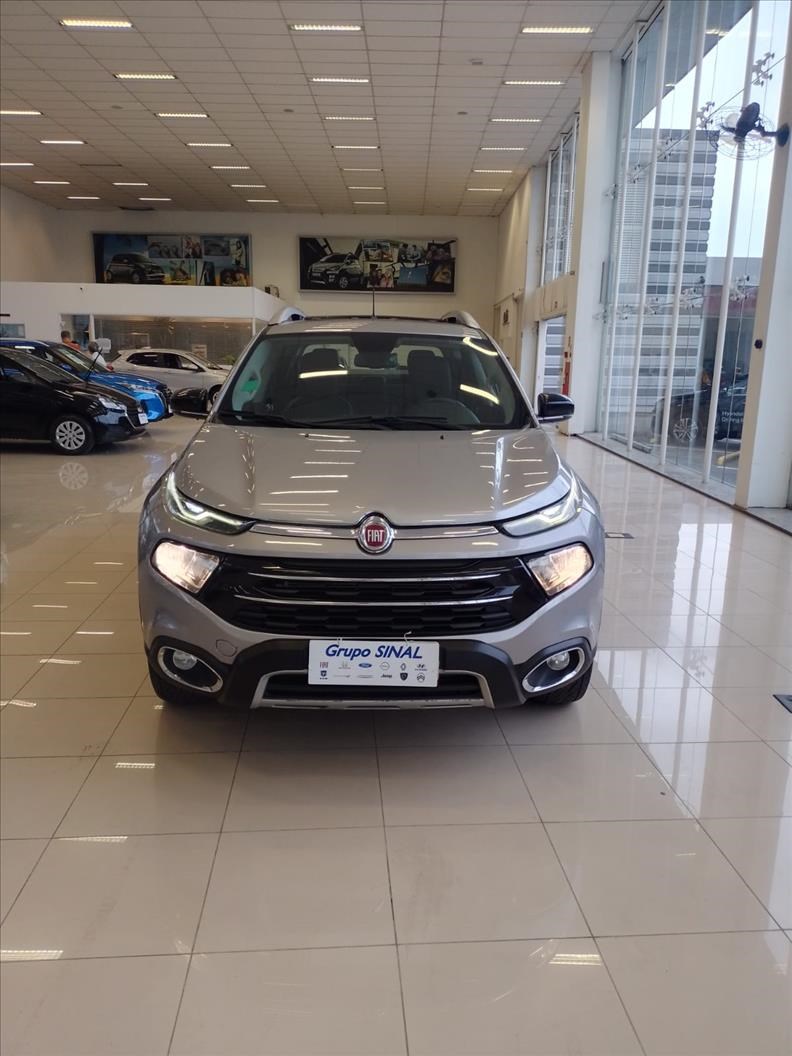 //www.autoline.com.br/carro/fiat/toro-20-volcano-16v-diesel-4p-4x4-turbo-automatico/2021/sao-paulo-sp/24163569