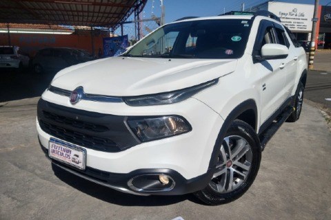 //www.autoline.com.br/carro/fiat/toro-20-freedom-16v-diesel-4p-4x4-turbo-automatico/2019/sumare-sp/24316261