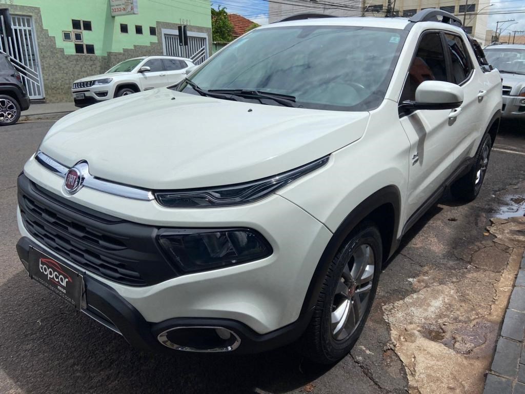 //www.autoline.com.br/carro/fiat/toro-20-freedom-16v-diesel-4p-4x4-turbo-automatico/2020/uberlandia-mg/24419554