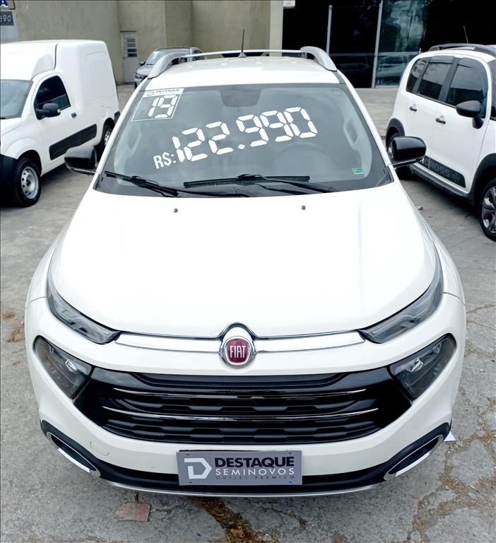 //www.autoline.com.br/carro/fiat/toro-20-volcano-16v-diesel-4p-4x4-turbo-automatico/2019/sao-paulo-sp/24587083