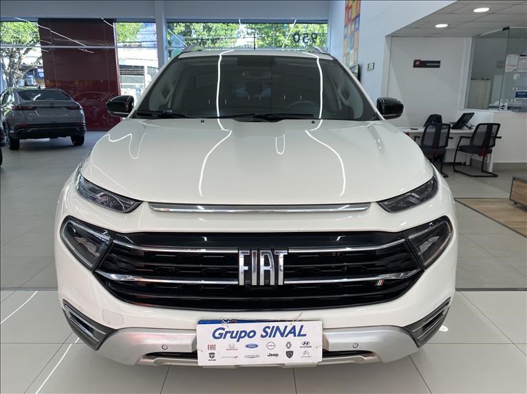 //www.autoline.com.br/carro/fiat/toro-13-t270-volcano-16v-flex-4p-turbo-automatico/2022/sao-paulo-sp/24707331