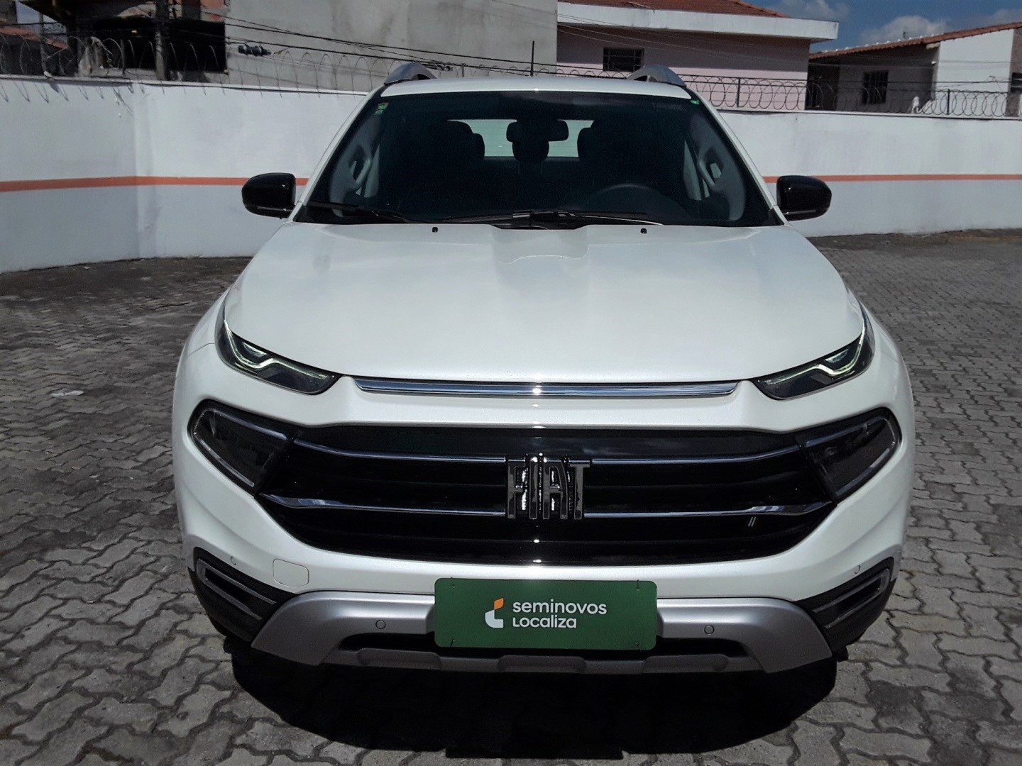 //www.autoline.com.br/carro/fiat/toro-20-volcano-16v-diesel-4p-4x4-turbo-automatico/2023/sao-paulo-sp/24798545