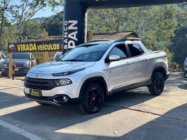 //www.autoline.com.br/carro/fiat/toro-20-freedom-16v-diesel-4p-4x4-turbo-automatico/2019/nova-friburgo-rj/24893093