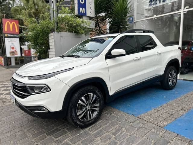 //www.autoline.com.br/carro/fiat/toro-20-freedom-16v-diesel-4p-4x4-turbo-automatico/2022/sao-paulo-sp/24898066