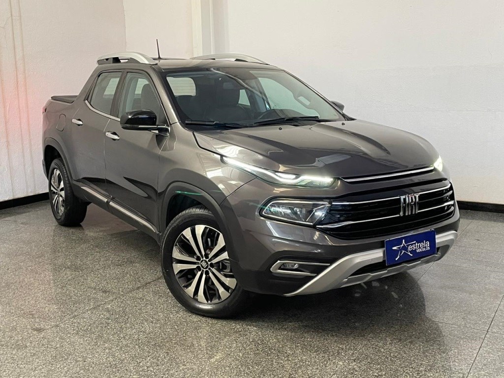 //www.autoline.com.br/carro/fiat/toro-20-volcano-16v-diesel-4p-4x4-turbo-automatico/2023/belo-horizonte-mg/24930996