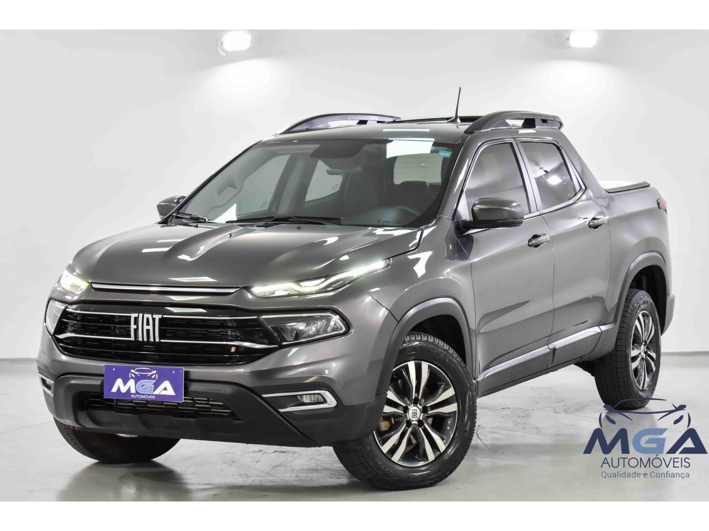 //www.autoline.com.br/carro/fiat/toro-20-freedom-16v-diesel-4p-4x4-turbo-automatico/2023/belo-horizonte-mg/24934124