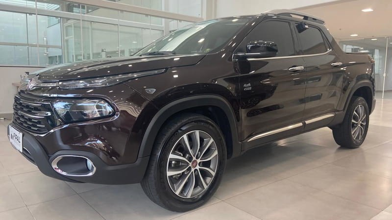 //www.autoline.com.br/carro/fiat/toro-24-volcano-16v-flex-4p-automatico/2020/cascavel-pr/24963647