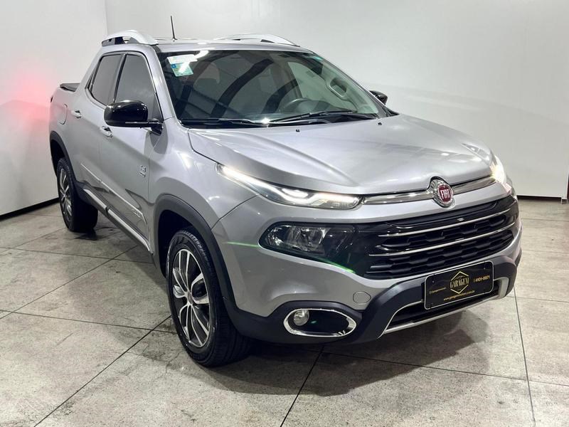 //www.autoline.com.br/carro/fiat/toro-20-volcano-16v-diesel-4p-4x4-turbo-automatico/2021/belo-horizonte-mg/24971449