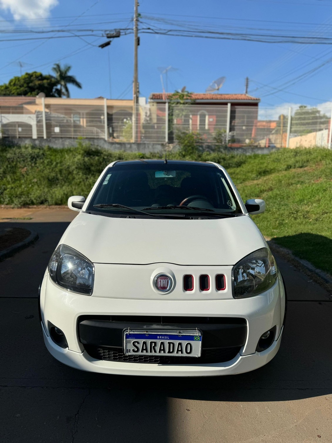 //www.autoline.com.br/carro/fiat/uno-14-evo-sporting-8v-flex-4p-manual/2014/presidente-prudente-sp/23508634