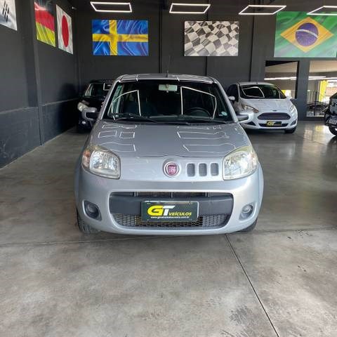 //www.autoline.com.br/carro/fiat/uno-10-evo-vivace-8v-flex-4p-manual/2015/louveira-sp/23883885