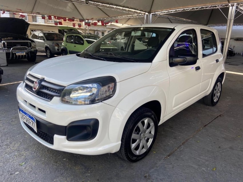 //www.autoline.com.br/carro/fiat/uno-10-attractive-8v-flex-4p-manual/2021/porto-alegre-rs/23995138