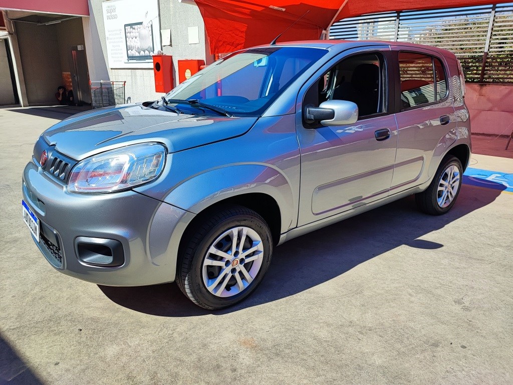 //www.autoline.com.br/carro/fiat/uno-10-evo-attractive-8v-flex-4p-manual/2016/belo-horizonte-mg/24751456
