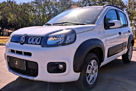 //www.autoline.com.br/carro/fiat/uno-14-evo-way-8v-flex-4p-manual/2016/brasilia-df/24804480