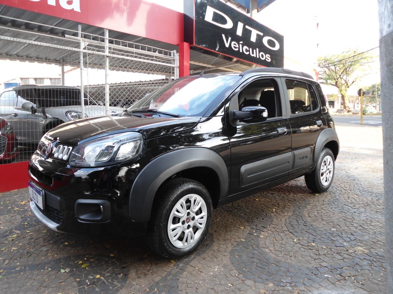 //www.autoline.com.br/carro/fiat/uno-10-evo-way-8v-flex-4p-manual/2016/araras-sp/24869070