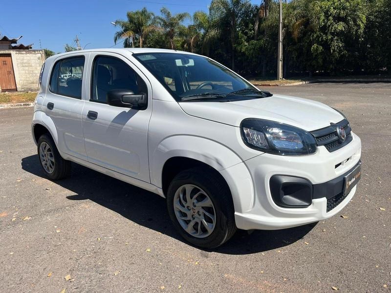 //www.autoline.com.br/carro/fiat/uno-10-attractive-8v-flex-4p-manual/2021/brasilia-df/24915725