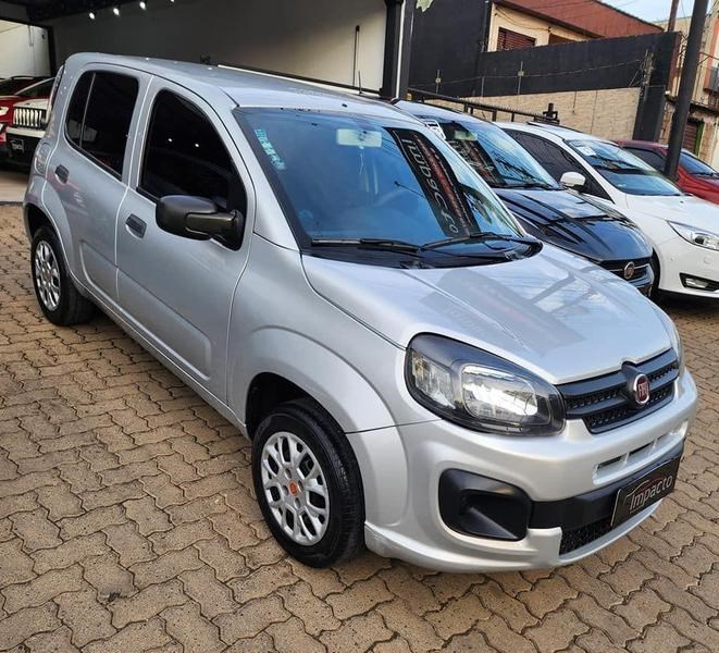 //www.autoline.com.br/carro/fiat/uno-10-drive-6v-flex-4p-manual/2018/viamao-rs/24986930