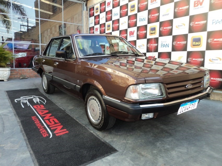 //www.autoline.com.br/carro/ford/del-rey-sedan-16-ghia-73cv-4p-gasolina-manual/1986/porto-alegre-rs/15725336