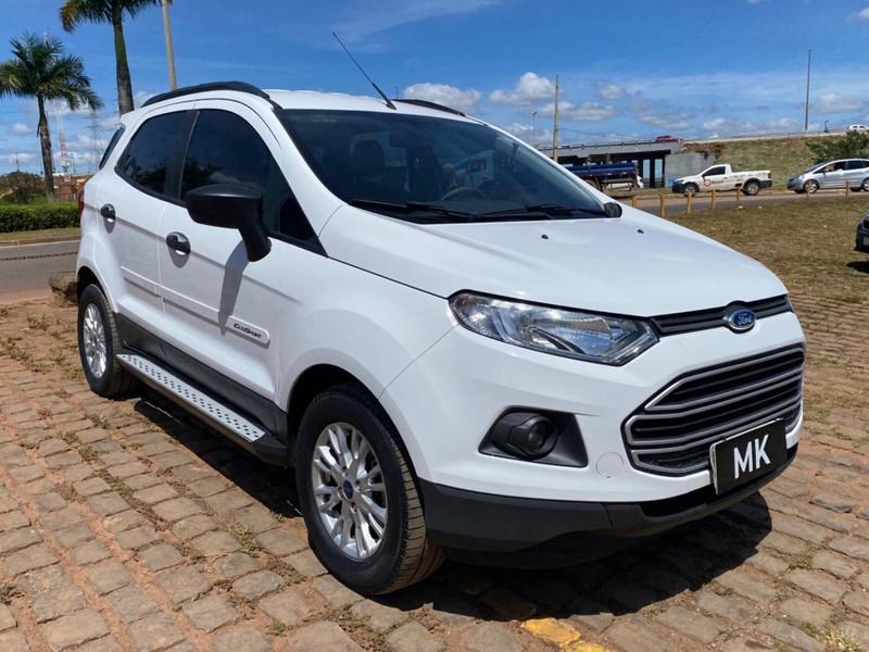 //www.autoline.com.br/carro/ford/ecosport-20-se-16v-flex-4p-powershift/2014/brasilia-df/23567459